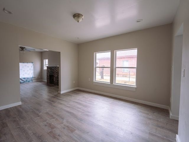 2206 chestnut Avenue, Fort Worth, TX 76164