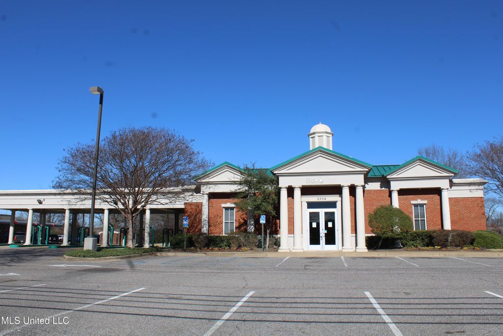 2304 Goodman Road, Horn Lake, MS 38637 — exterior