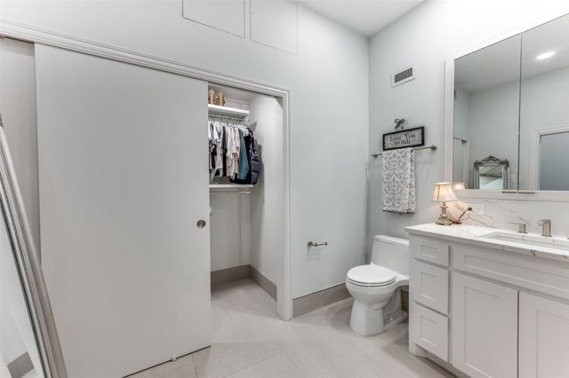 6211 W Northwest Highway G202, Dallas, TX 75225