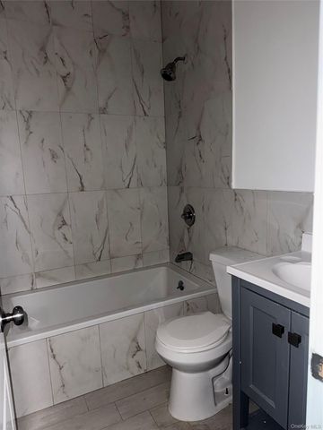 13916 Caney Lane 2nd Floor, Rosedale, NY 11422