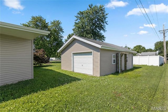 4219 Old Alton Road, Granite City, IL 62040