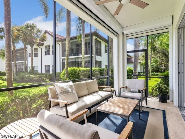 4758 Stratford CT 1302, Naples, FL 34105