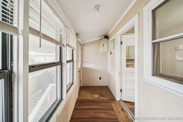 422 W Davis Drive, Nowata, OK 74048