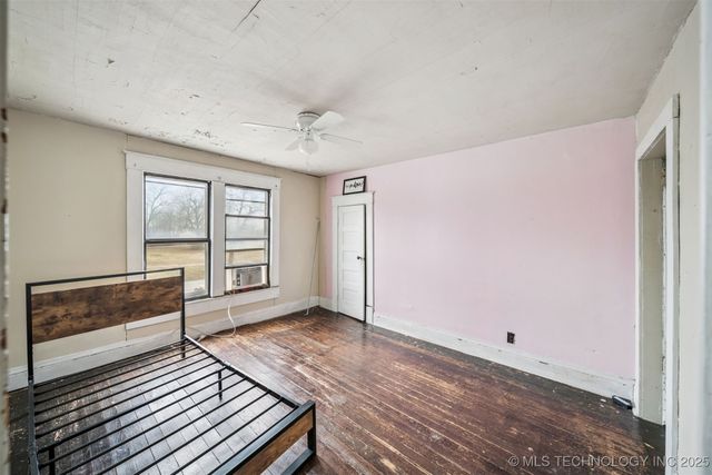 422 W Davis Drive, Nowata, OK 74048