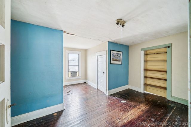 422 W Davis Drive, Nowata, OK 74048