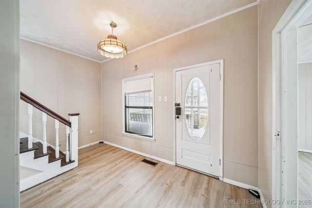 422 W Davis Drive, Nowata, OK 74048