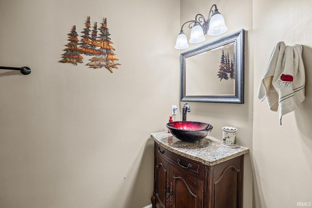 2502 River Oaks Drive, Lafayette, IN 47905