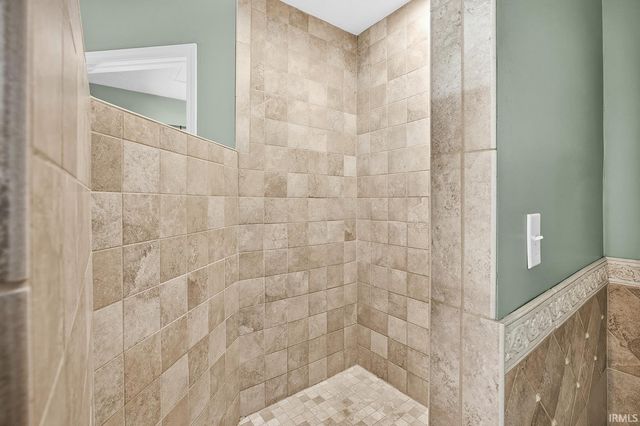 2502 River Oaks Drive, Lafayette, IN 47905