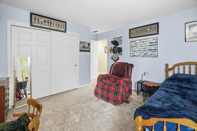 2502 River Oaks Drive, Lafayette, IN 47905