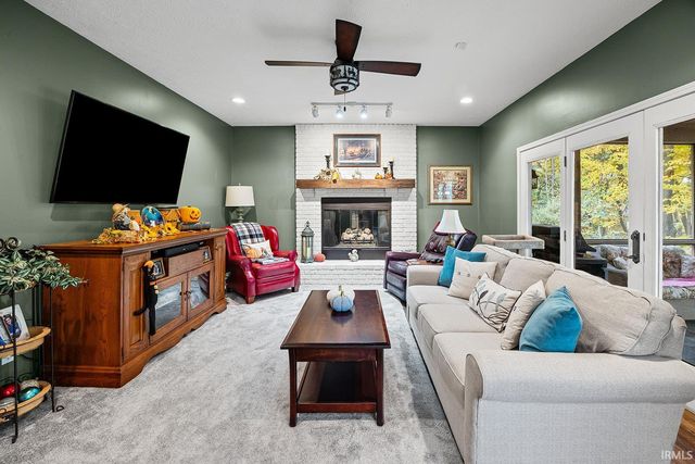 2502 River Oaks Drive, Lafayette, IN 47905