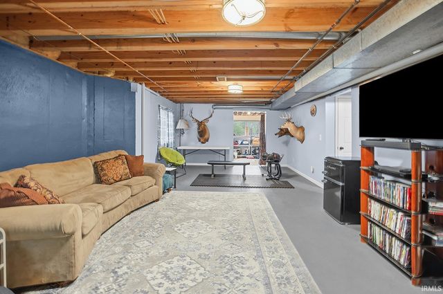 2502 River Oaks Drive, Lafayette, IN 47905