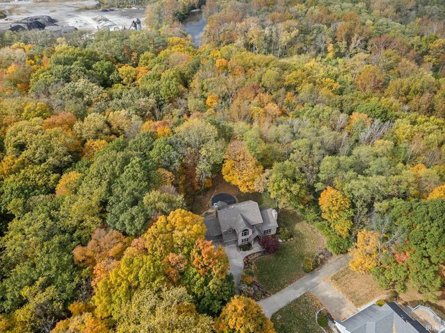 2502 River Oaks Drive, Lafayette, IN 47905