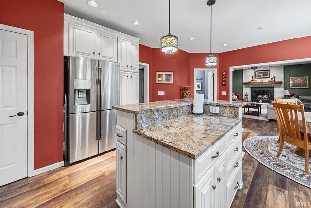 2502 River Oaks Drive, Lafayette, IN 47905