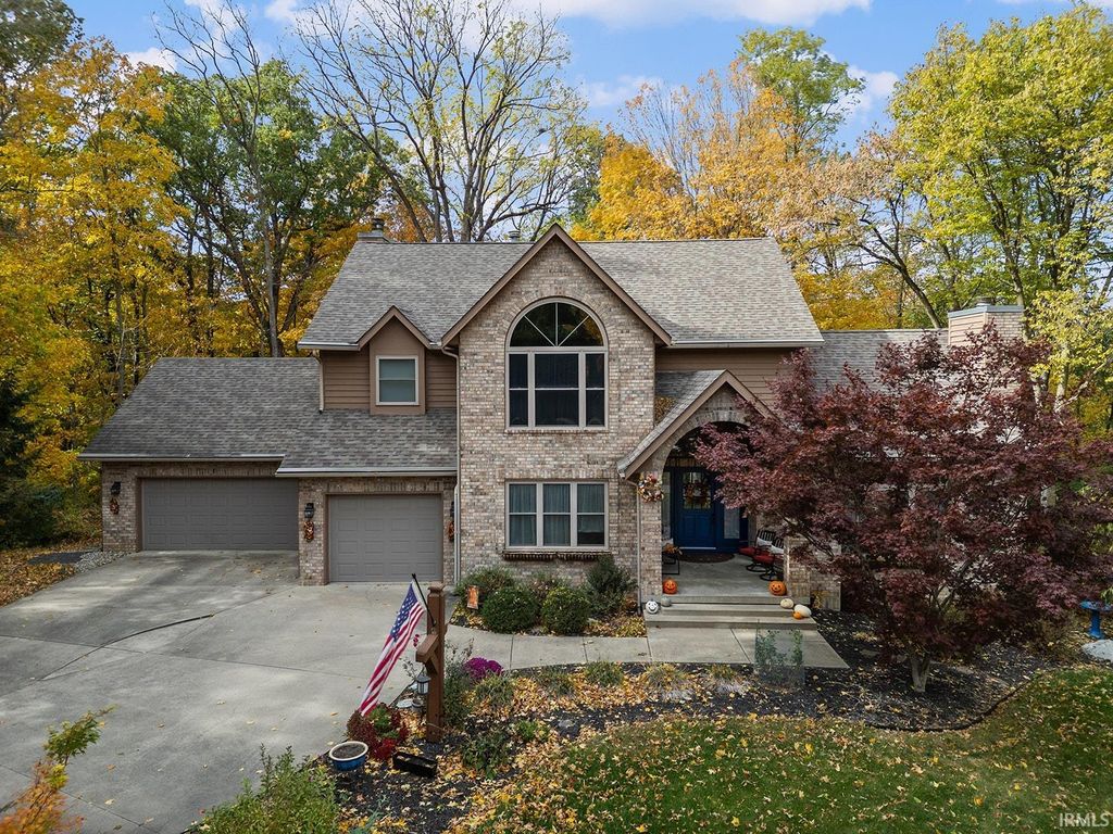 2502 River Oaks Drive, Lafayette, IN 47905