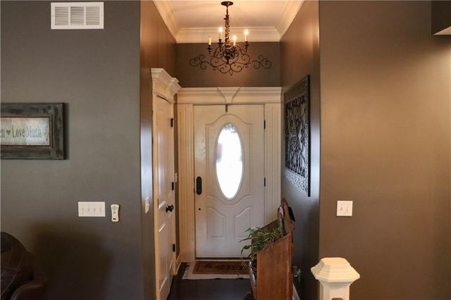 915 Englewood Drive, Kearney, MO 64060