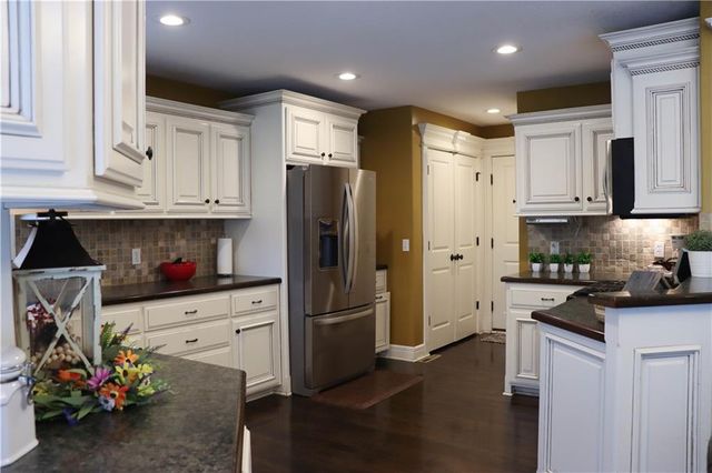 915 Englewood Drive, Kearney, MO 64060