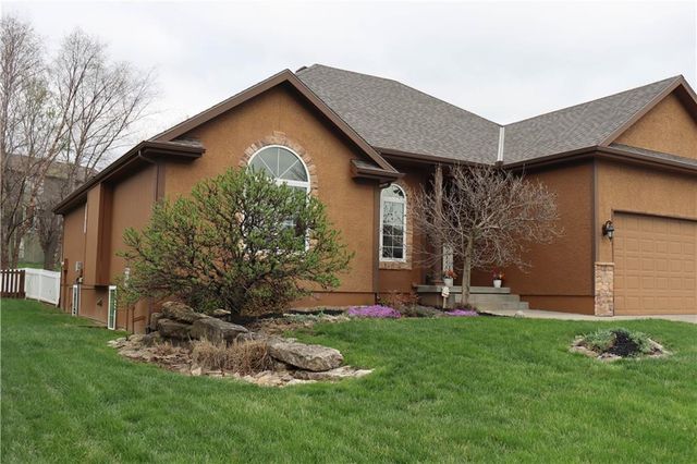 915 Englewood Drive, Kearney, MO 64060