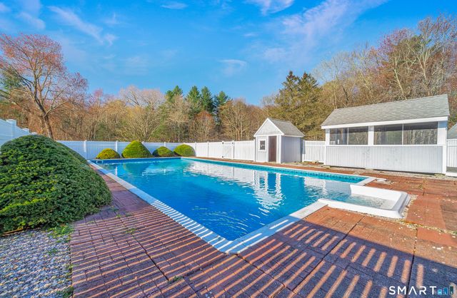 28 Cemetery Road, Willington, CT 06279