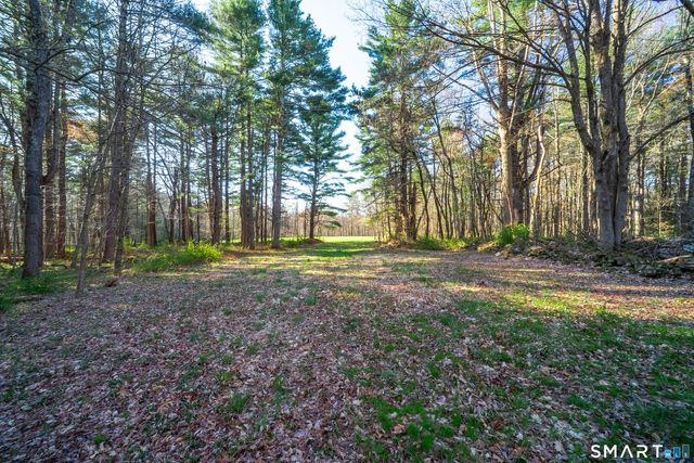 28 Cemetery Road, Willington, CT 06279