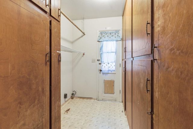 16590 S Austin Rd, Manteca, CA 95336