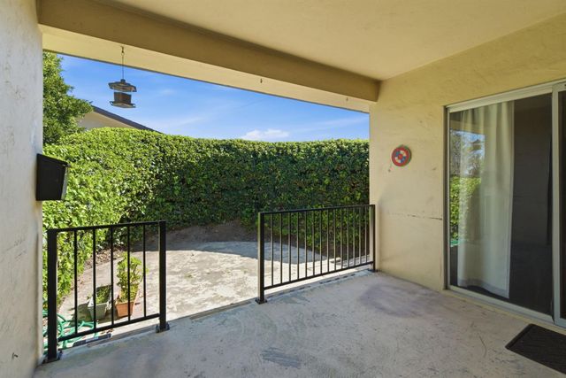 16590 S Austin Rd, Manteca, CA 95336