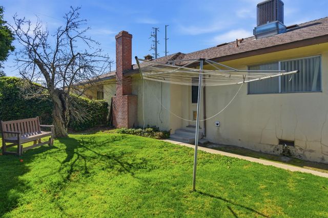 16590 S Austin Rd, Manteca, CA 95336