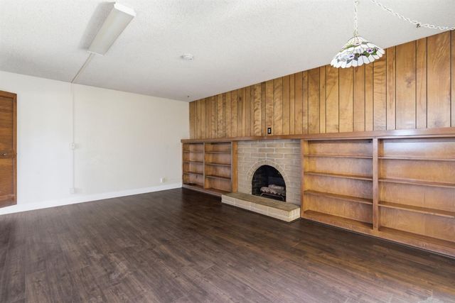 16590 S Austin Rd, Manteca, CA 95336