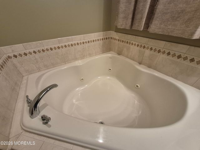 50 Daffodil Drive, Little Egg Harbor, NJ 08087