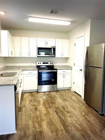 15585 Briar Forest Drive, Conroe, TX 77306