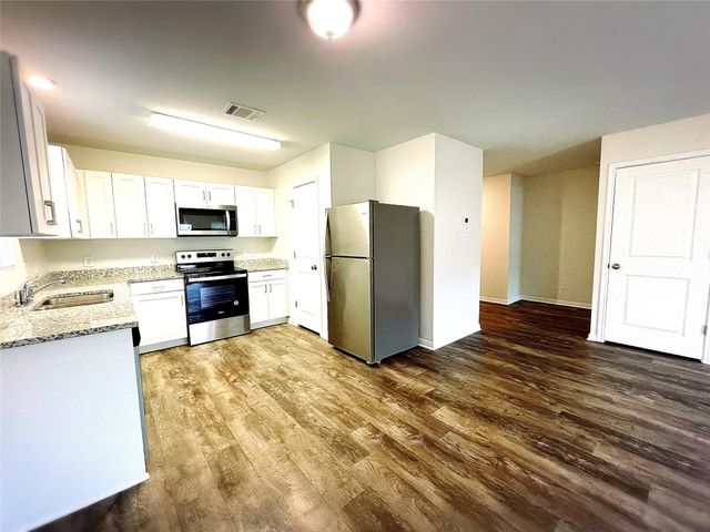 15585 Briar Forest Drive, Conroe, TX 77306