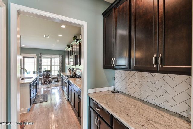 1917 Carabiner Way, Louisville, KY 40245