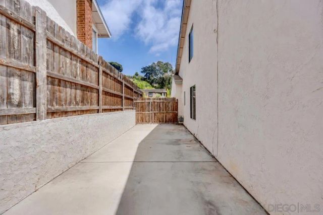 3380 Mount Ariane, San Diego, CA 92111