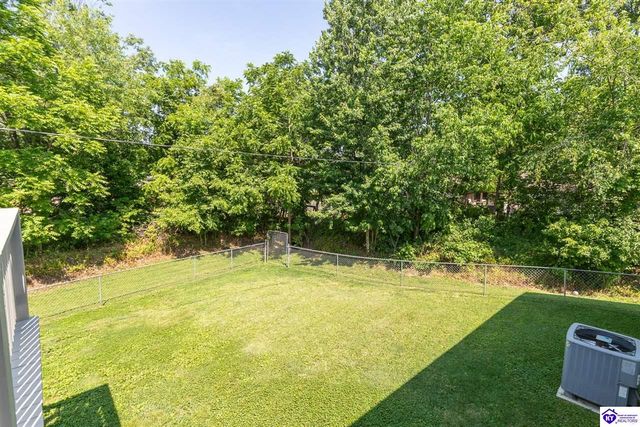 110 W Tuscany Court, Radcliff, KY 40160