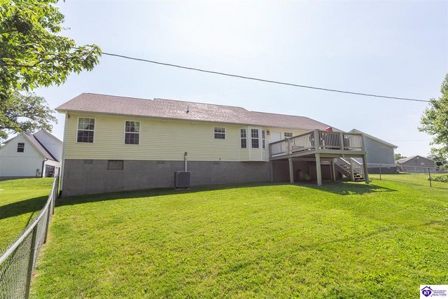 110 W Tuscany Court, Radcliff, KY 40160