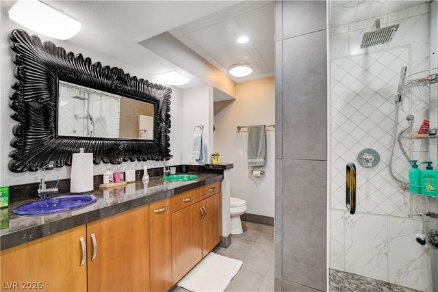 3200 Bel Air Drive, Las Vegas, NV 89109