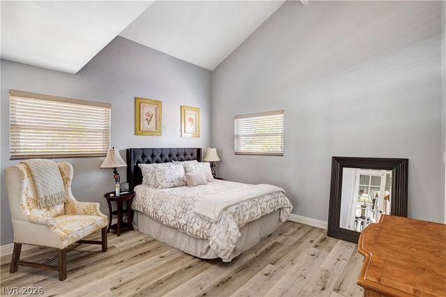 3200 Bel Air Drive, Las Vegas, NV 89109