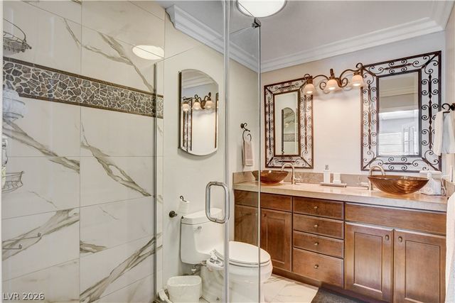 3200 Bel Air Drive, Las Vegas, NV 89109