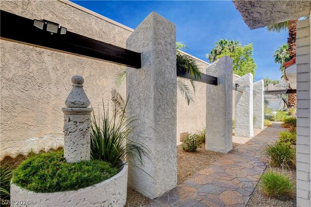 3200 Bel Air Drive, Las Vegas, NV 89109