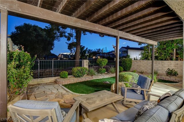 3200 Bel Air Drive, Las Vegas, NV 89109