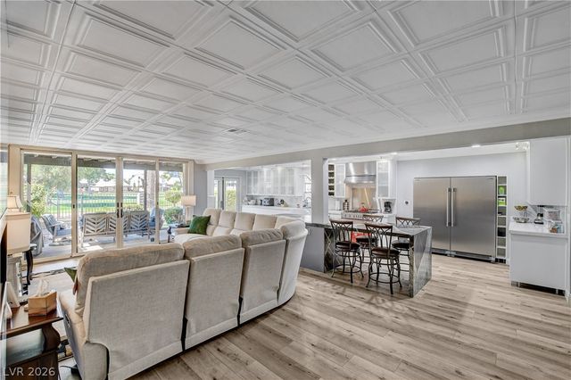 3200 Bel Air Drive, Las Vegas, NV 89109
