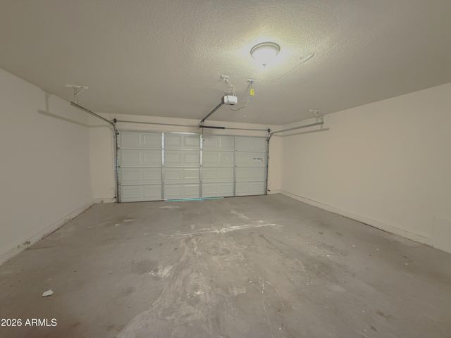4028 W LONE CACTUS Drive, Glendale, AZ 85308