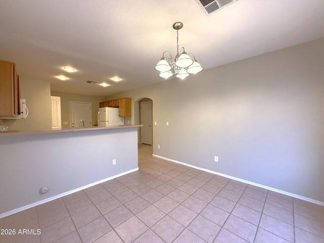 4028 W LONE CACTUS Drive, Glendale, AZ 85308