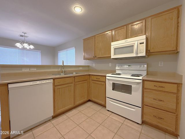 4028 W LONE CACTUS Drive, Glendale, AZ 85308