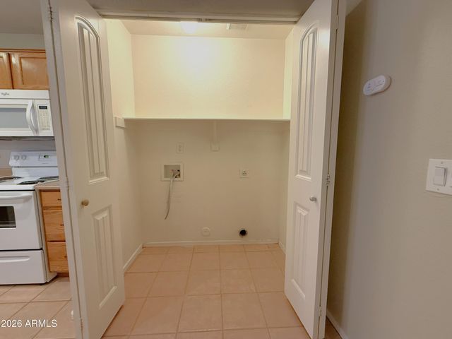 4028 W LONE CACTUS Drive, Glendale, AZ 85308