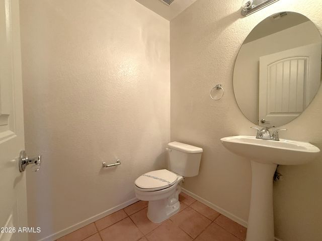 4028 W LONE CACTUS Drive, Glendale, AZ 85308
