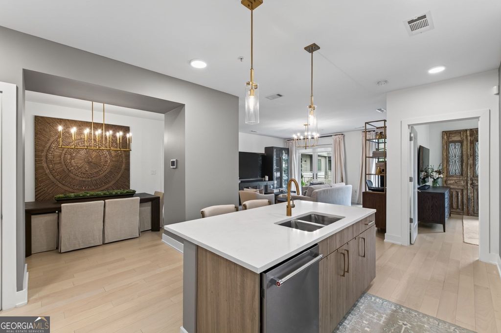 775 Juniper Street NE 328, Atlanta, GA 30308 — photo 4