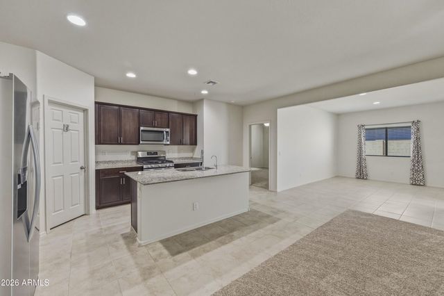 18340 N ACACIA Avenue, Maricopa, AZ 85138