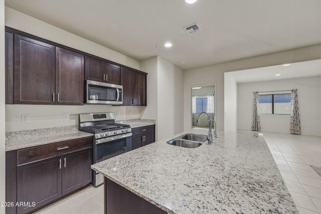 18340 N ACACIA Avenue, Maricopa, AZ 85138