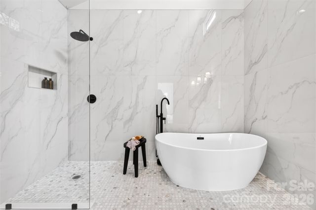 8001 Serendipity Lane, Charlotte, NC 28277