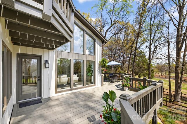 8001 Serendipity Lane, Charlotte, NC 28277